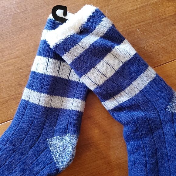 NWT Merry Brite Lined Slipper Socks - Picture 7 of 11